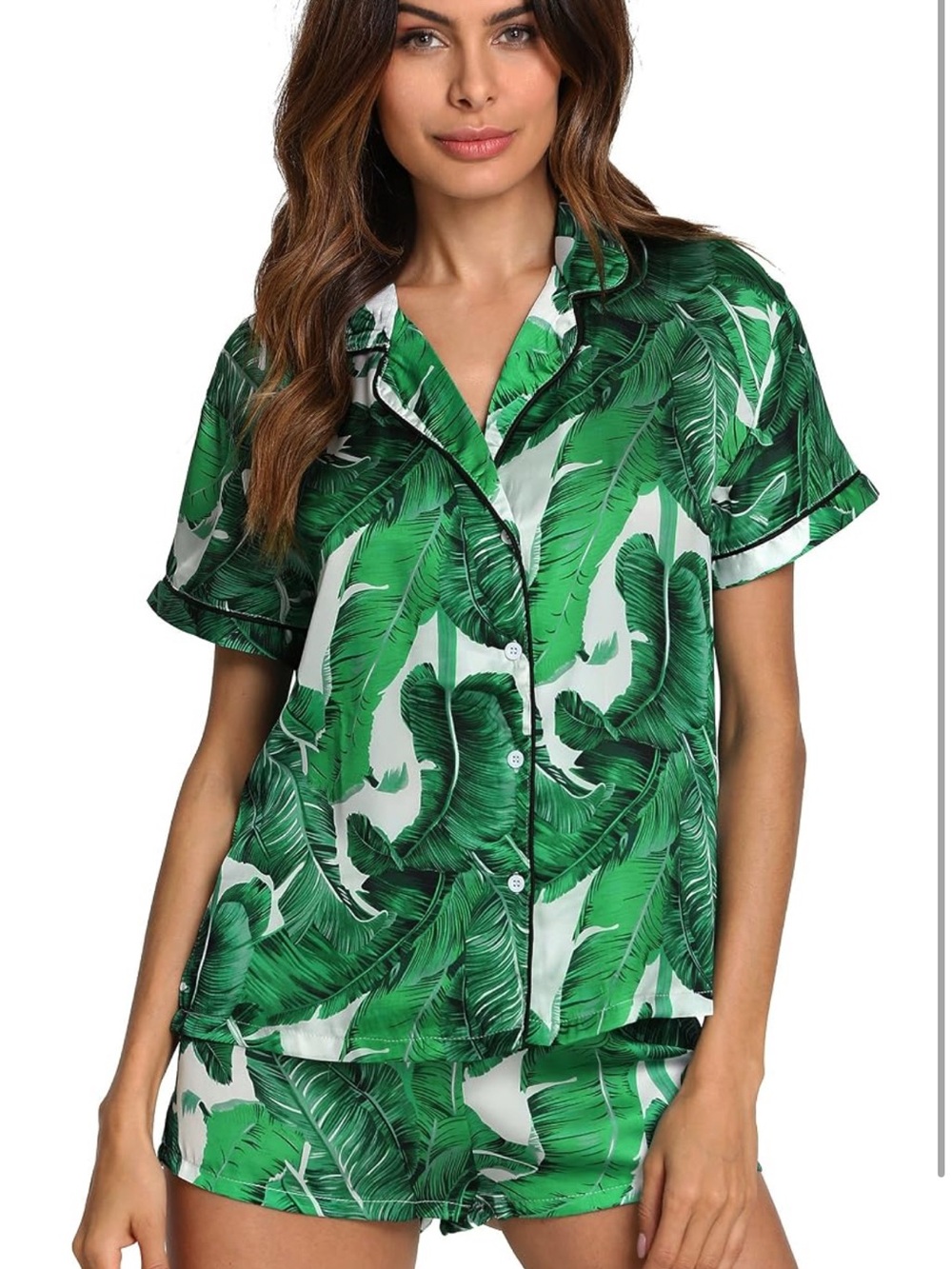 Women’s Palm Leaf Print Two-Piece Pajama Set in Green Size Medium